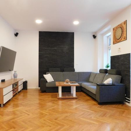Modern Apartment Hrenova Street 류블랴나 외부 사진