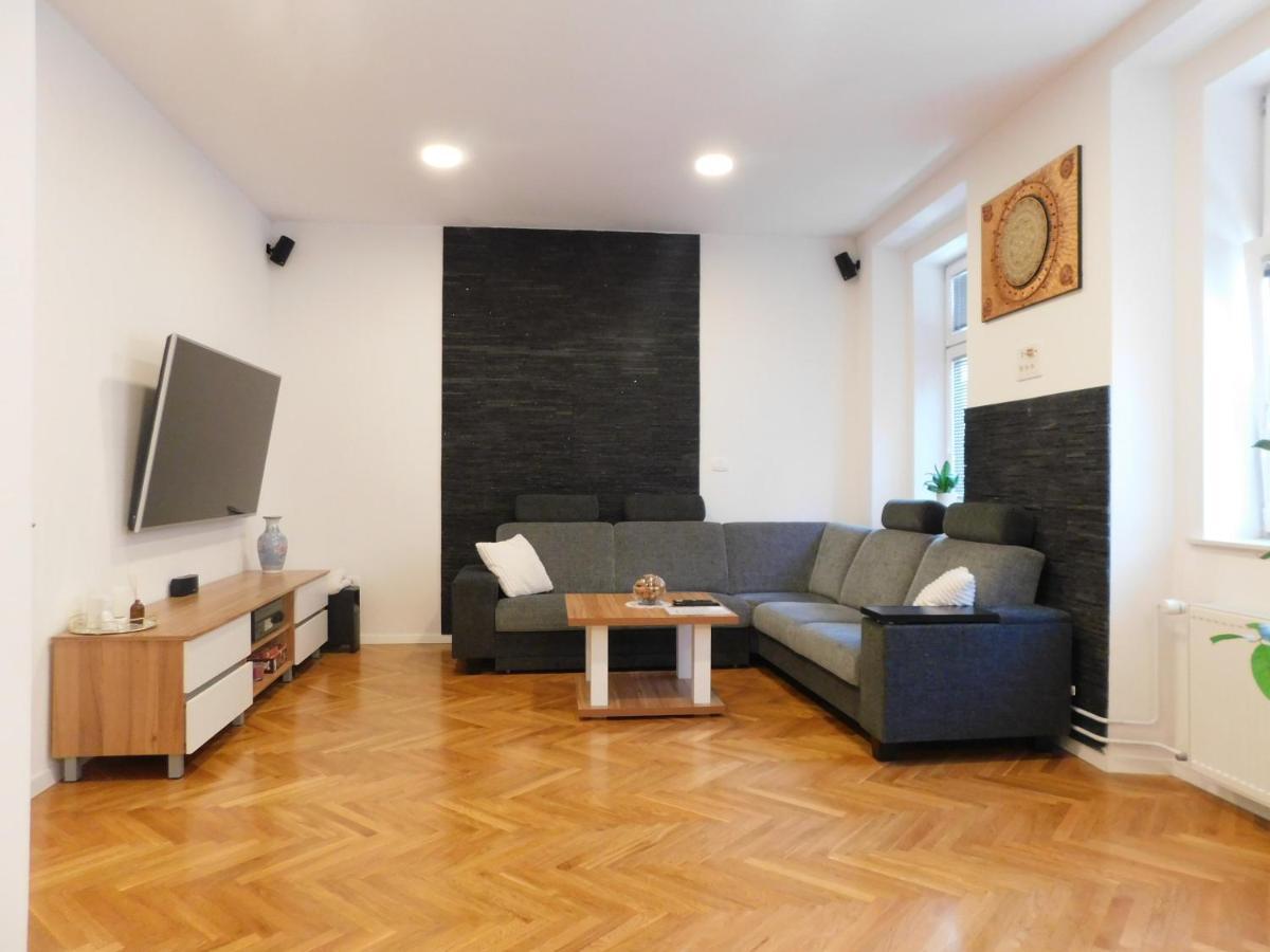Modern Apartment Hrenova Street 류블랴나 외부 사진