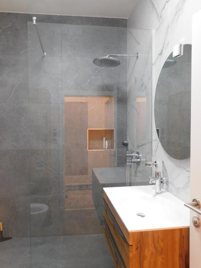 Modern Apartment Hrenova Street 류블랴나 외부 사진